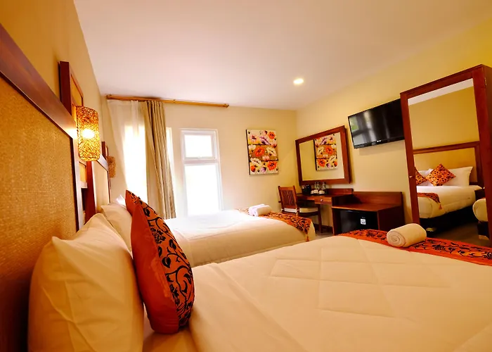 Sari Hotel 3*