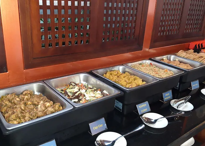 Sari Hotel 3*