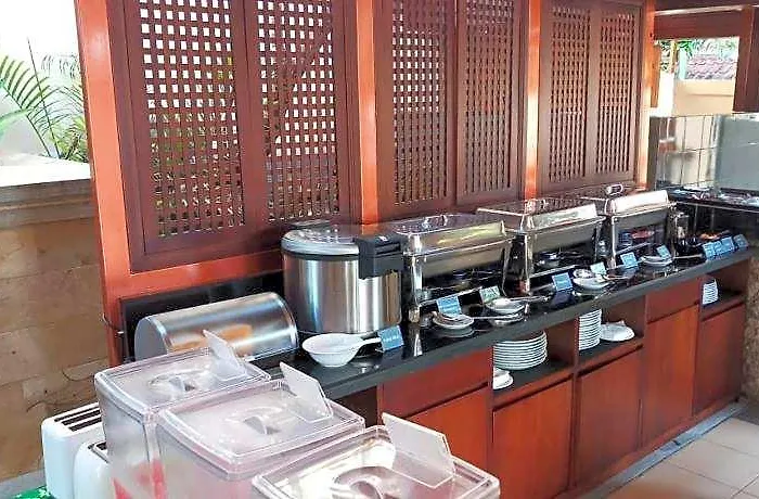 Sari Hotel 3*