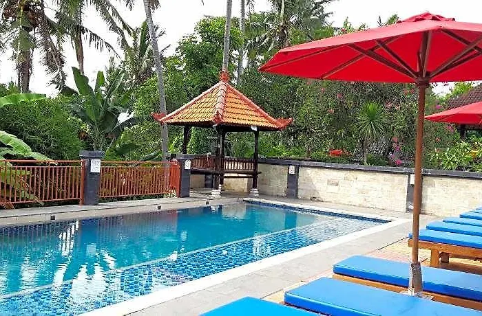Hotel Sari 3*